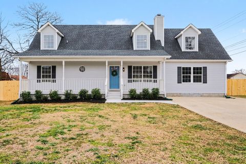 201 Heritage Cir E La Vergne TN 37086