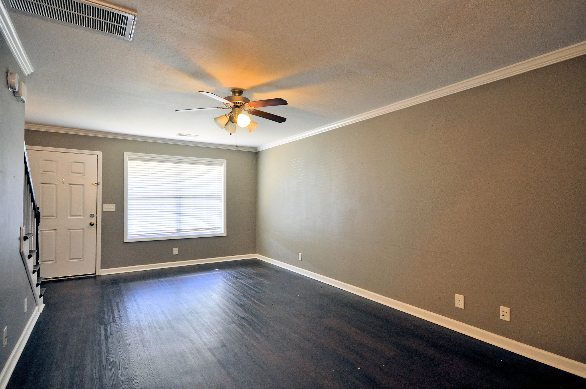 325 SAM HOUSTON CIRCLE