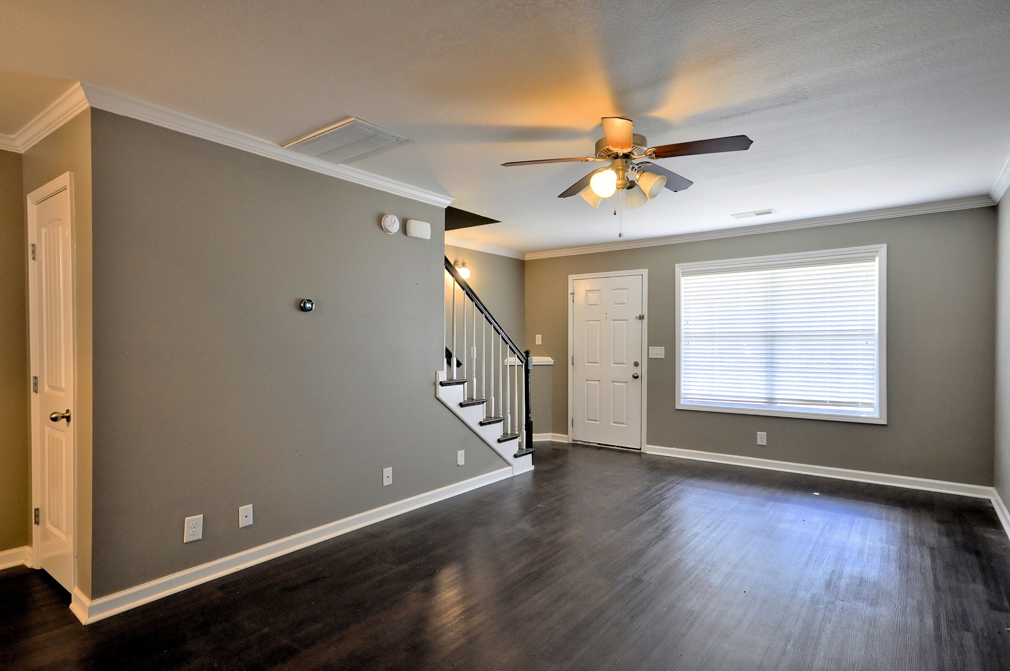 325 SAM HOUSTON CIRCLE