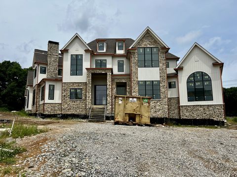 8102 Turning Point Dr Brentwood TN 37027