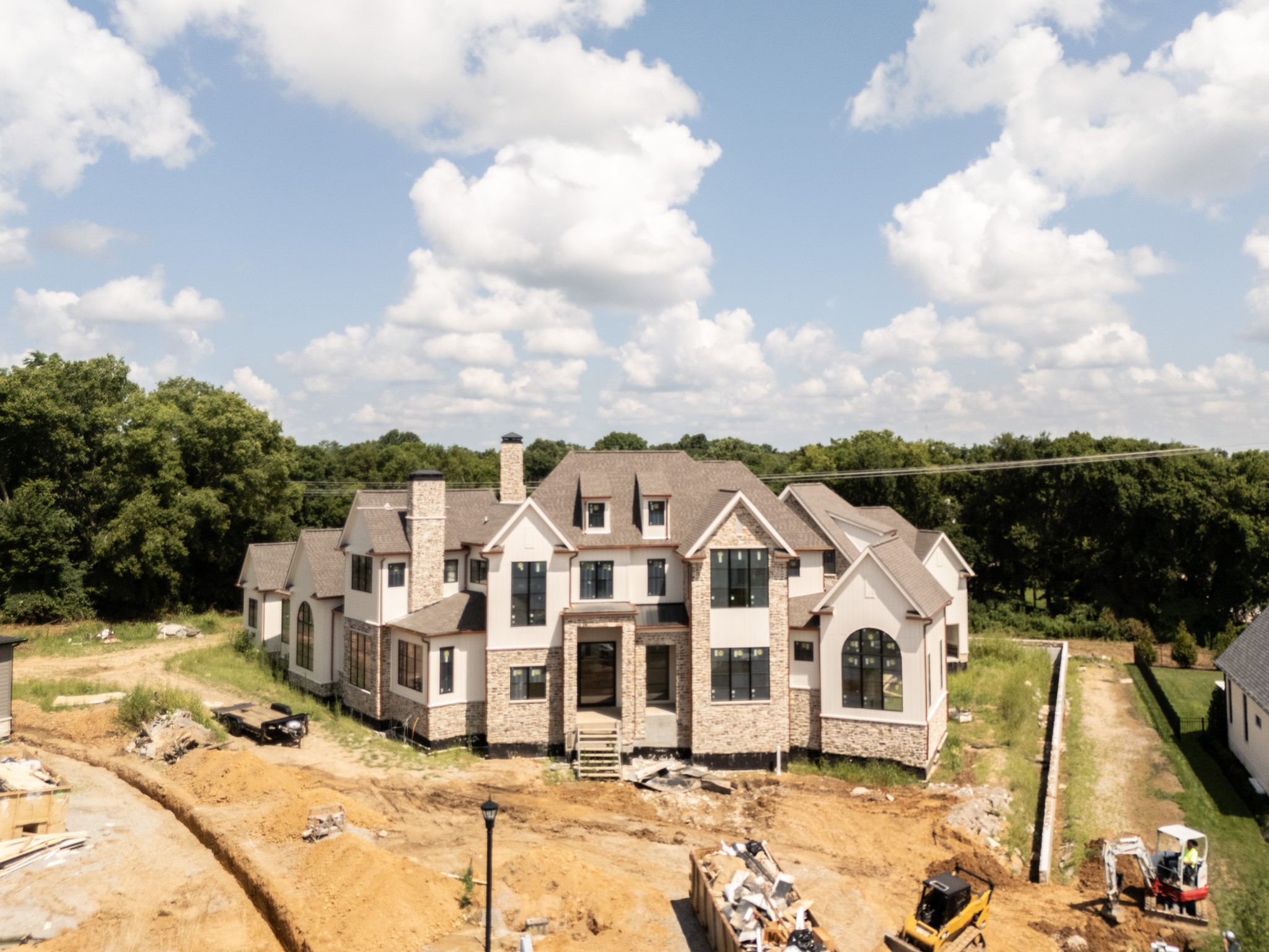 8102 Turning Point Dr