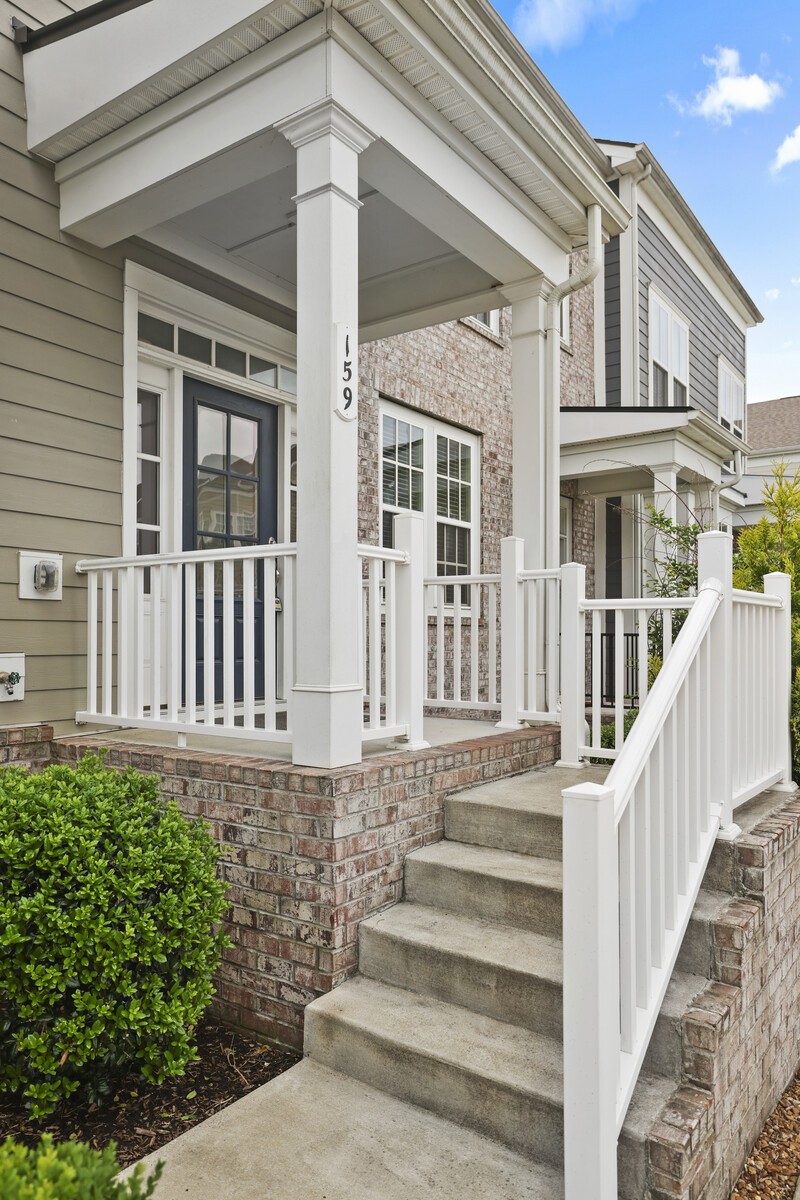 159 Burkitt Commons Ave