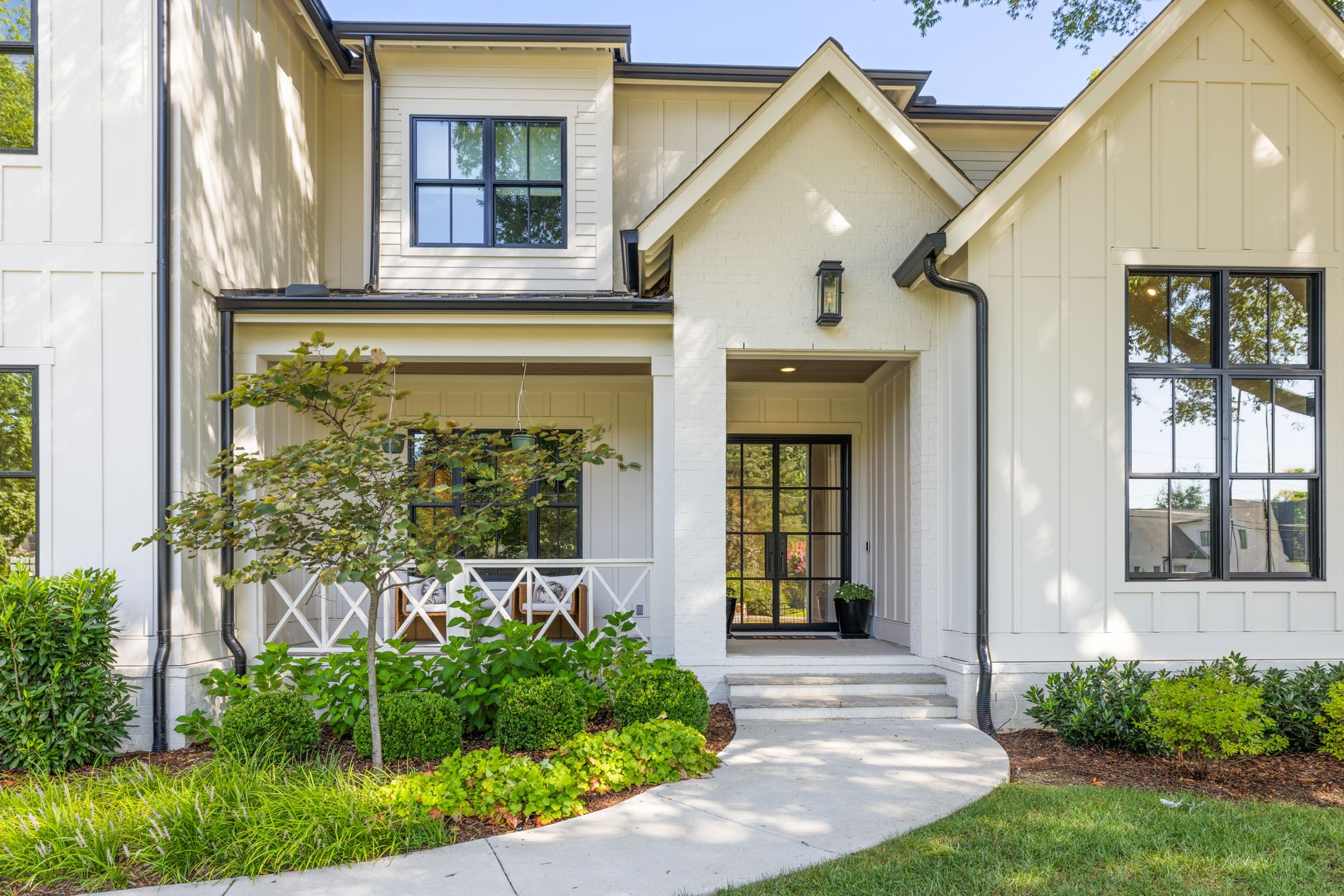 4125 Outer Dr