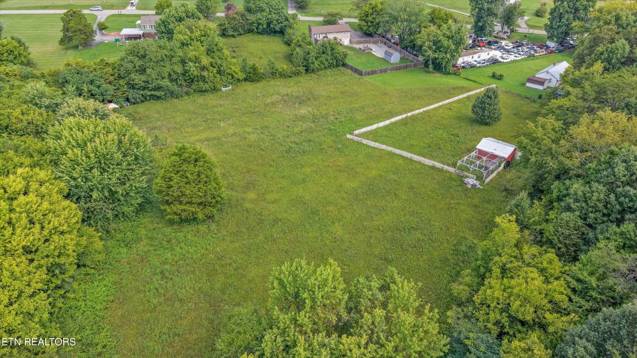 1229 W Hunt Rd