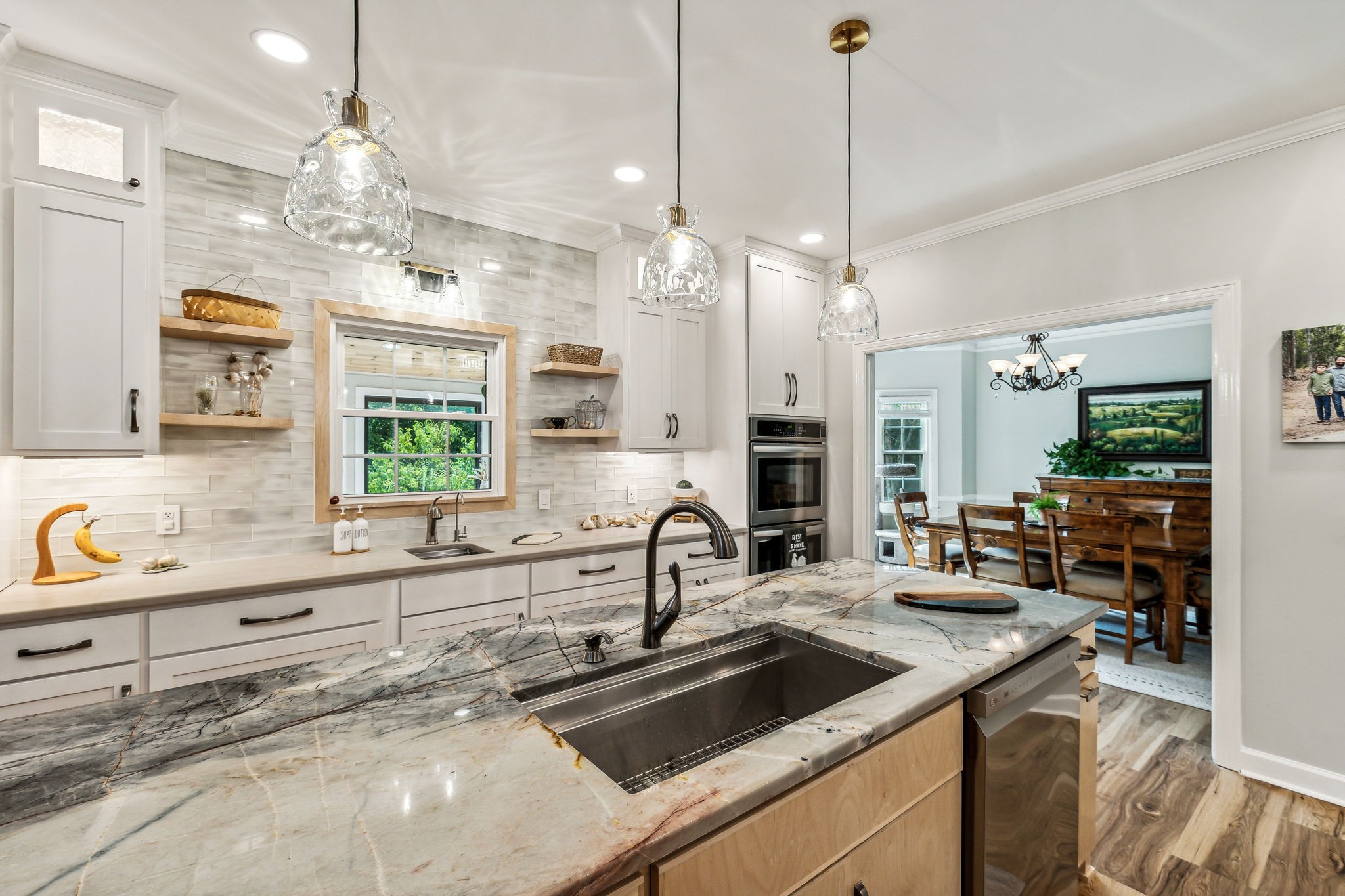 1132 Roseland Dr