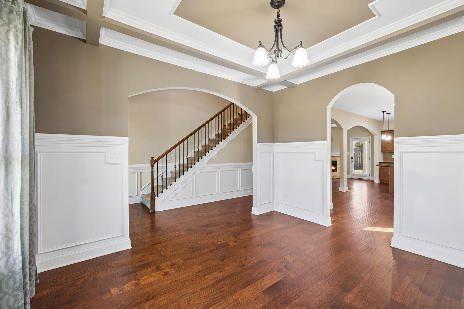 2183 Bandera Dr