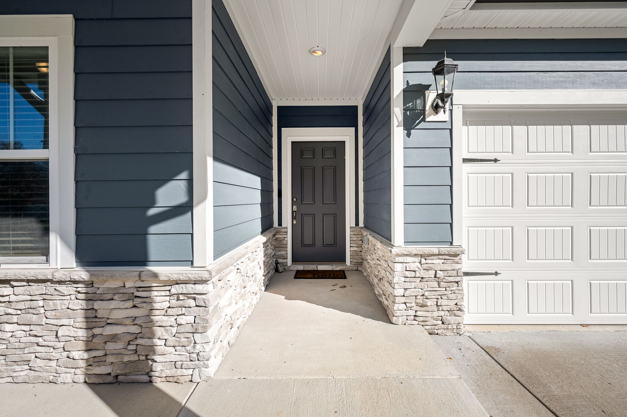 2525 Prairie Hill Dr