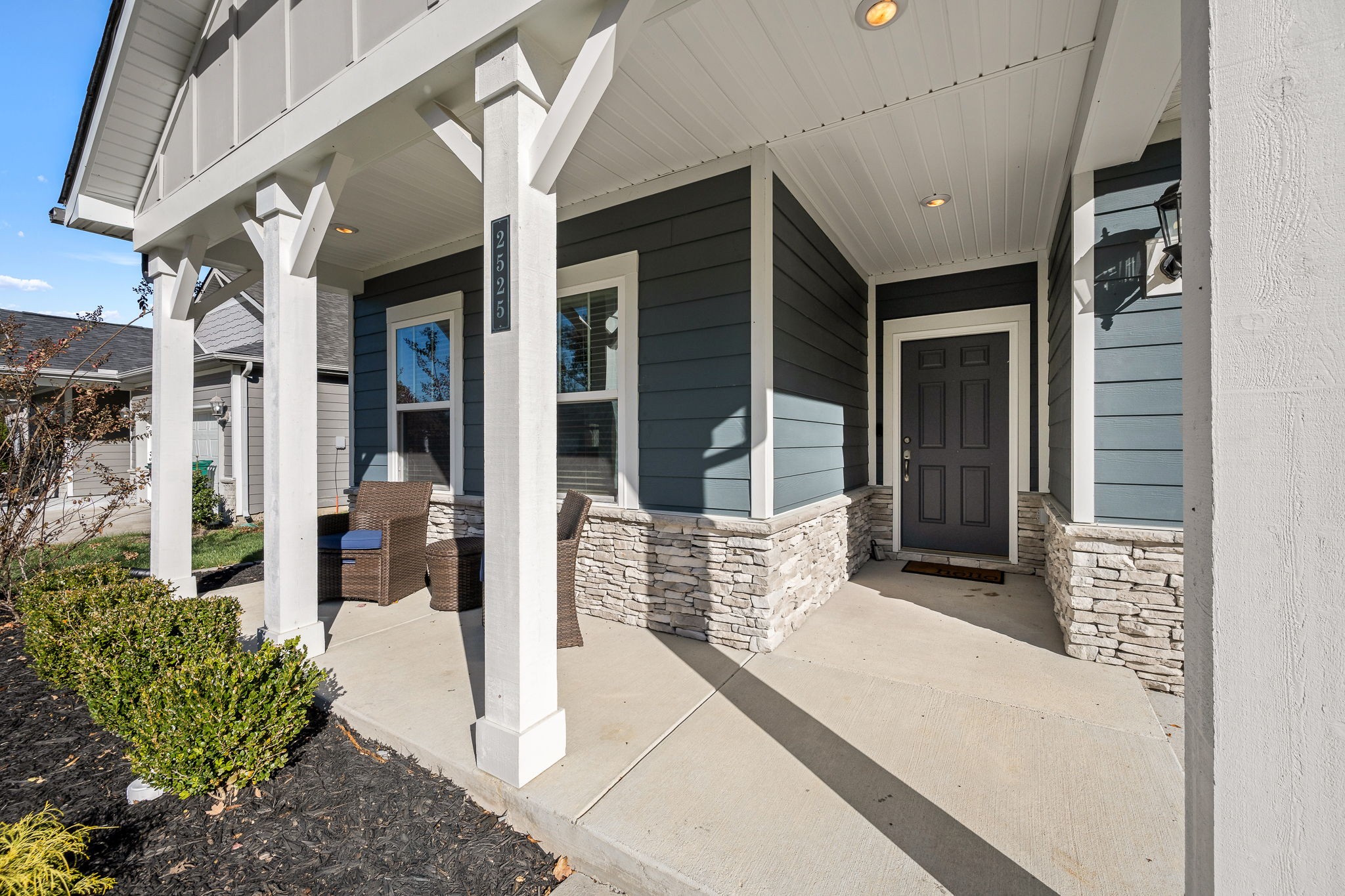 2525 Prairie Hill Dr