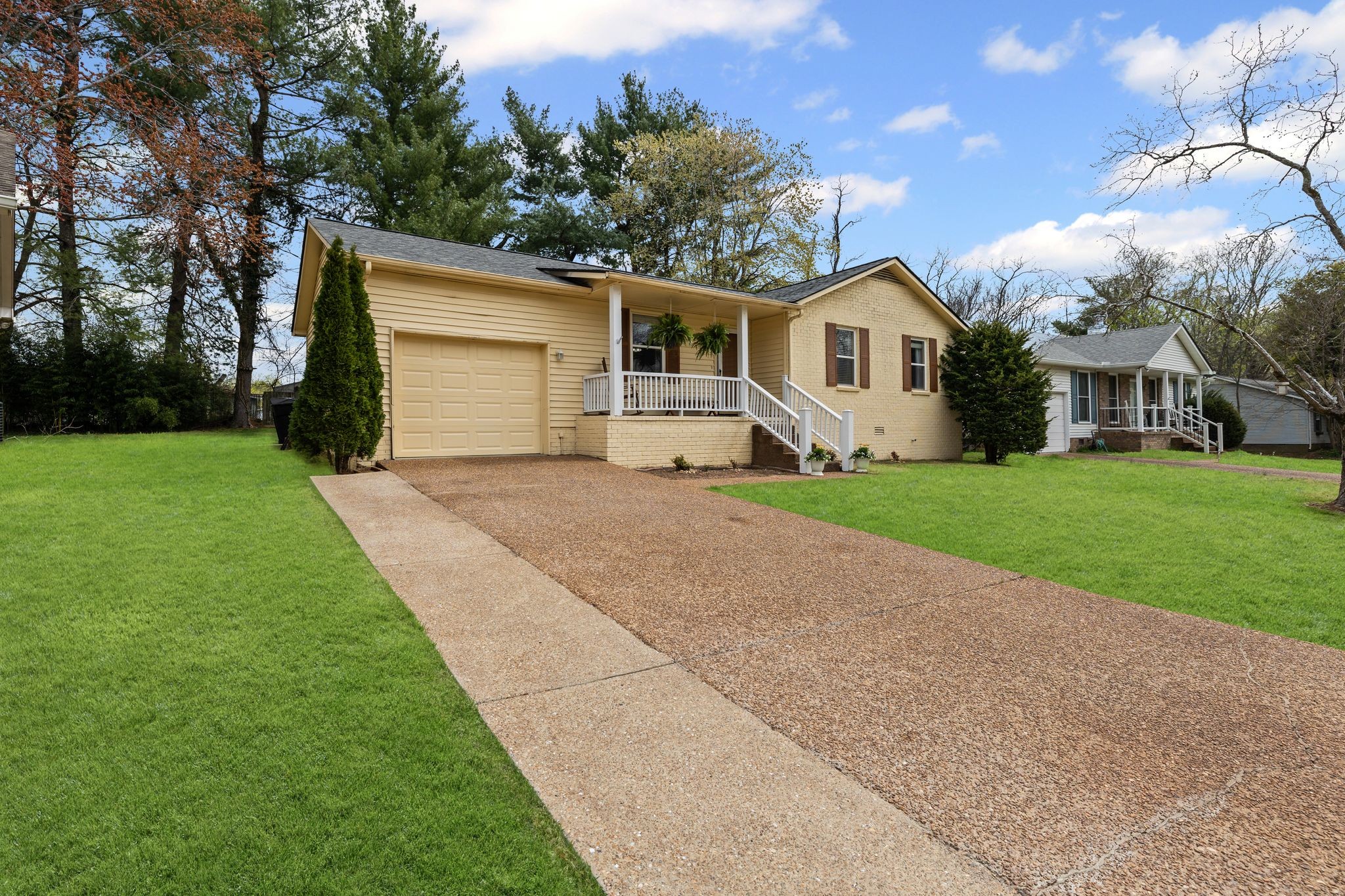 1217 Mallard Dr