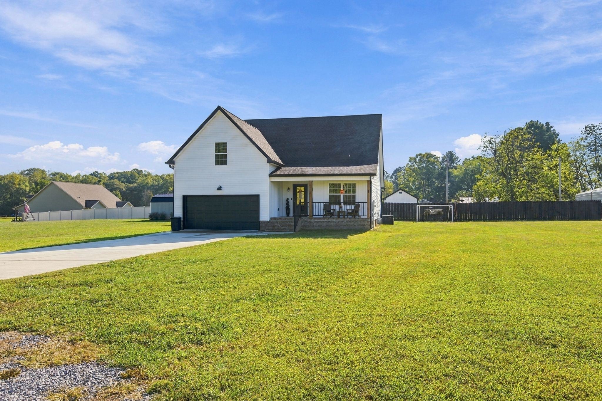 870 Powell Rd