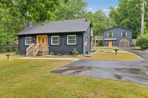 1116 Due West Ave N Madison TN 37115