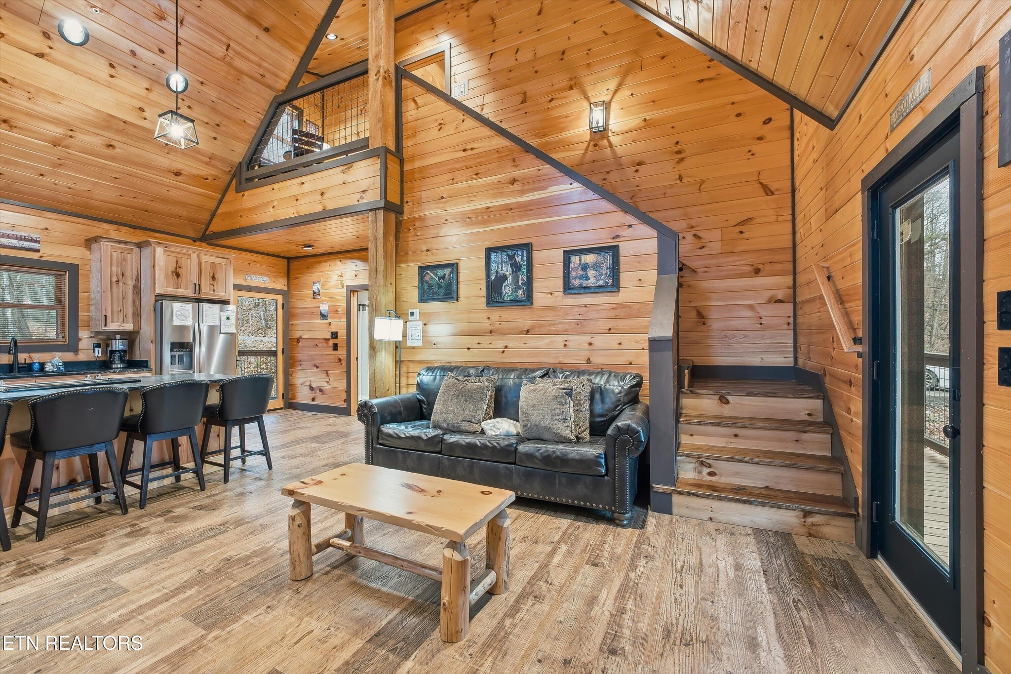 1104 Laddie Buck Lane