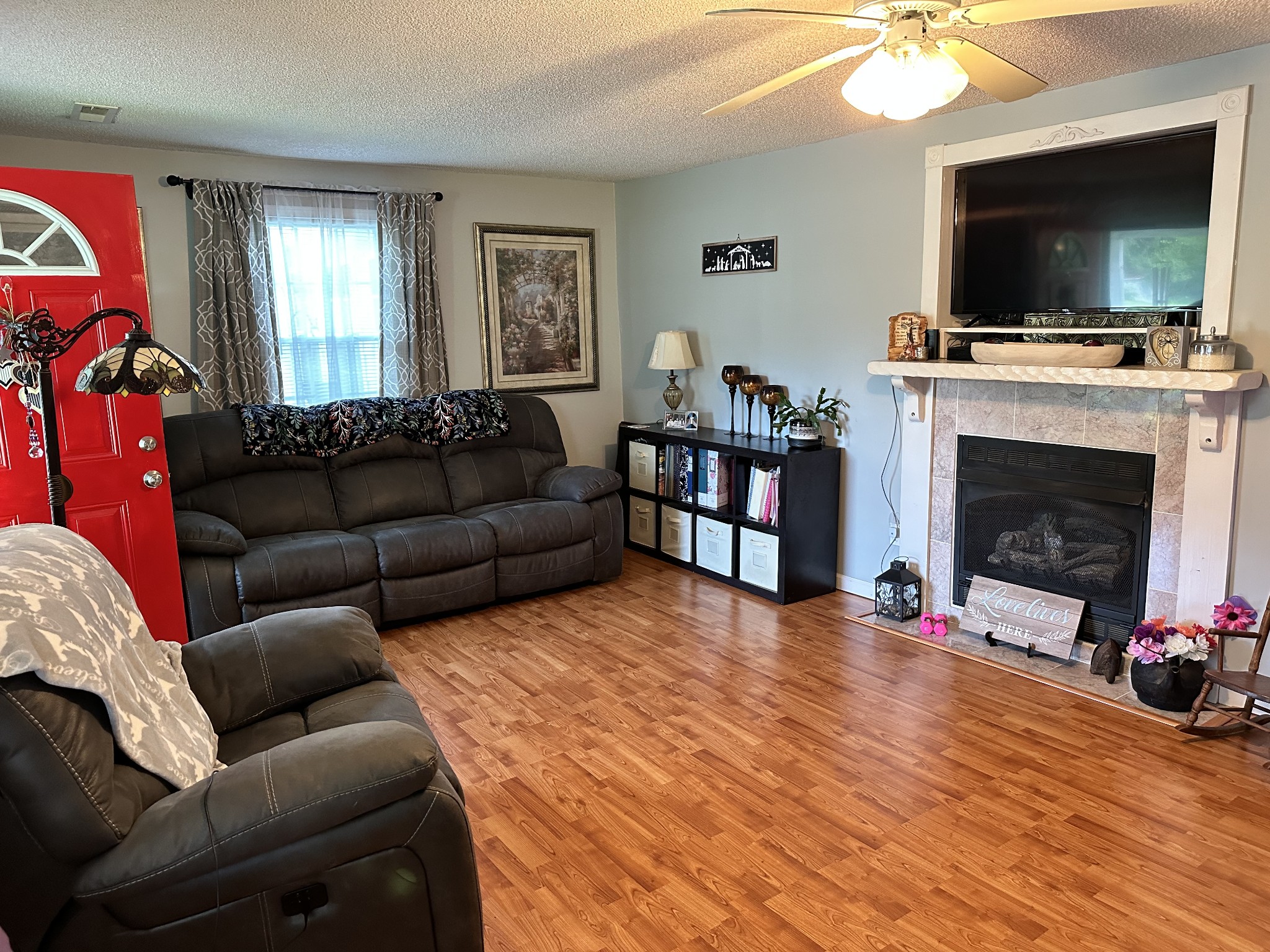 208 Wakefield Ave