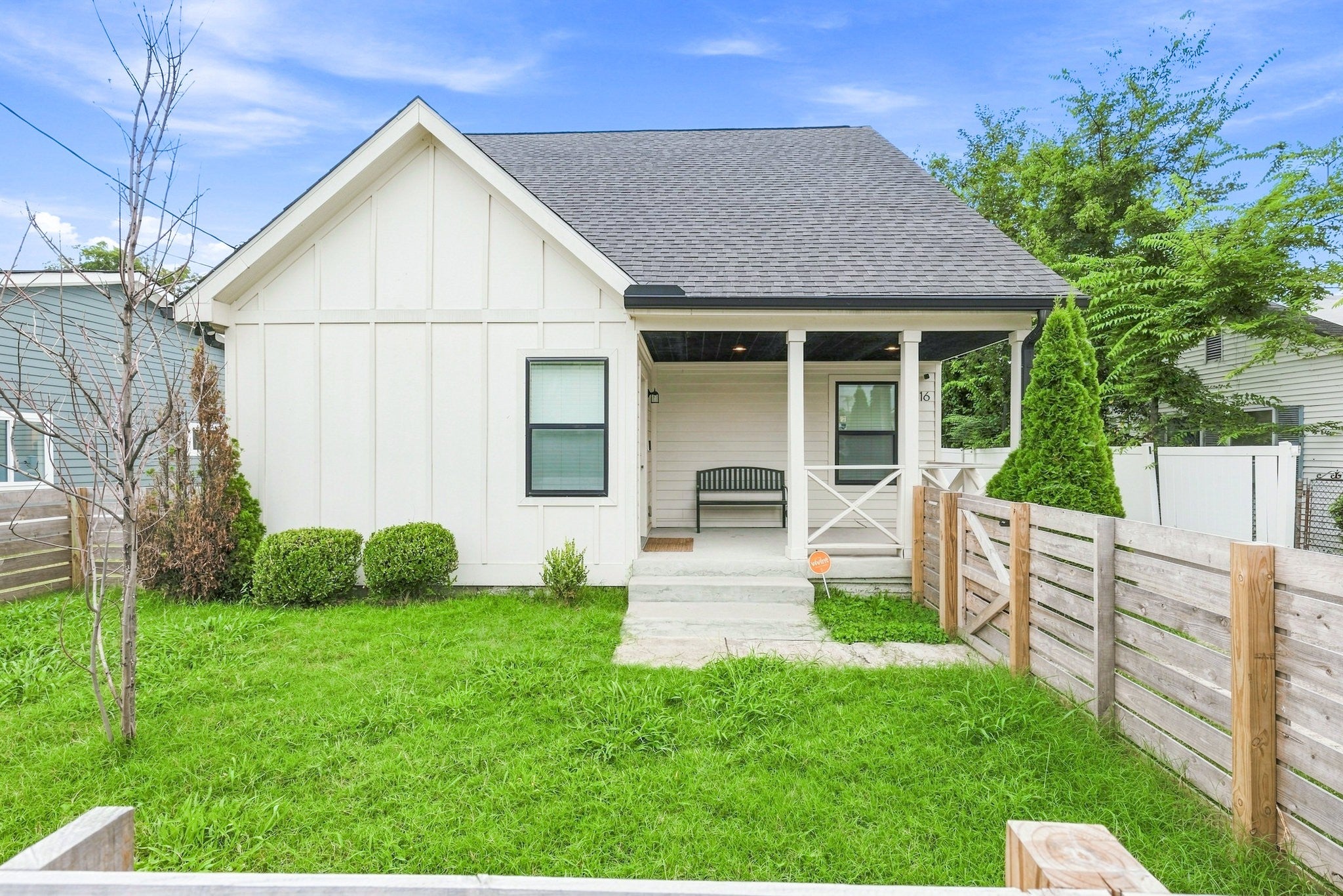 1516 23rd Ave N, Nashville TN 37208 6-bed home, photo 2 of 47