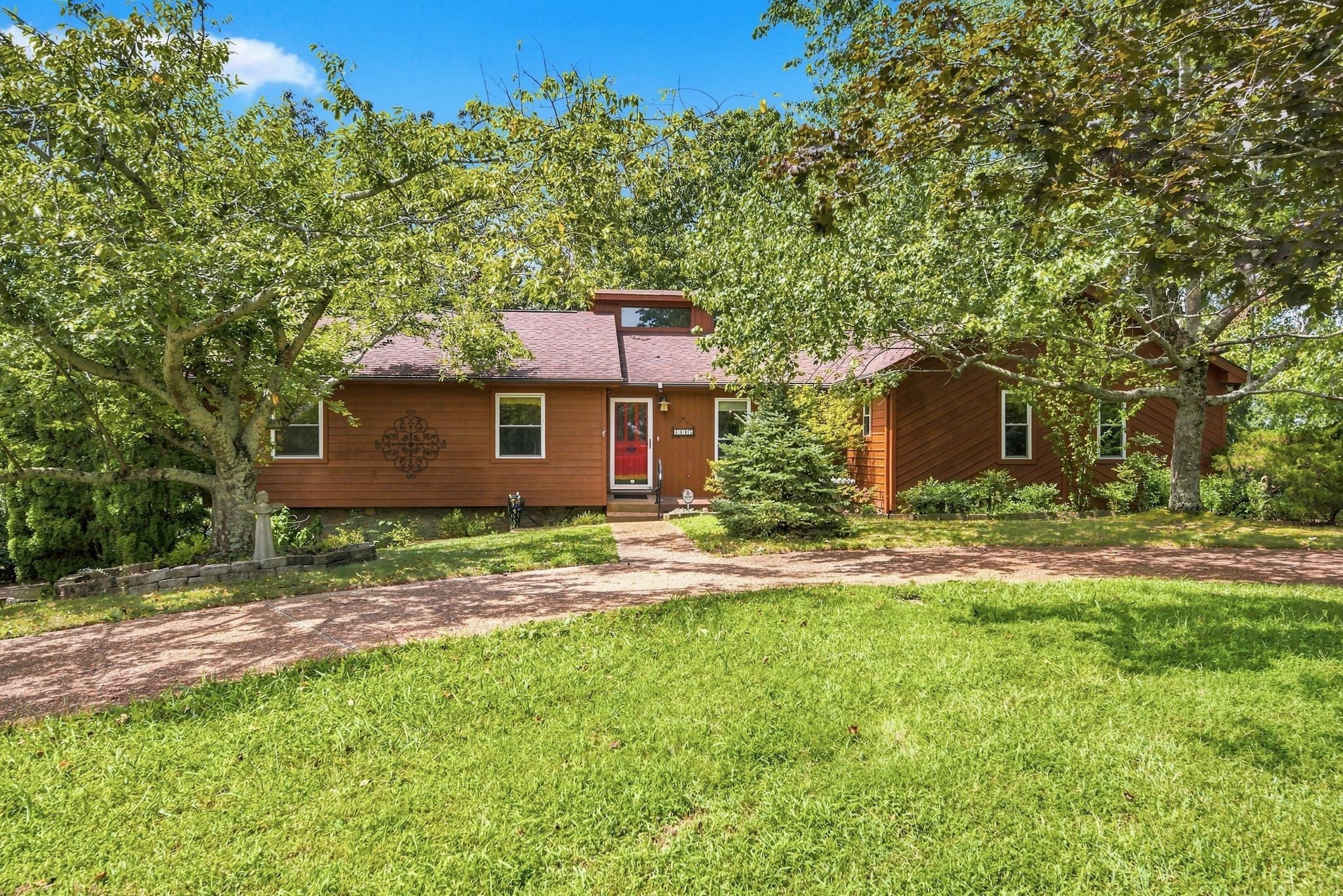 1405 Robert E Lee Ln