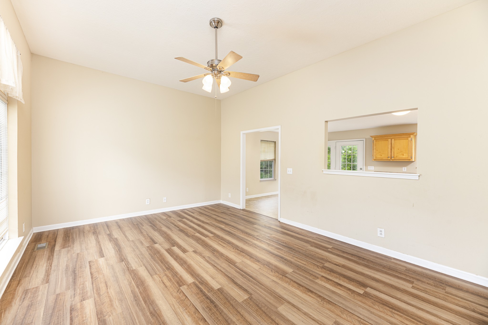 Greenbrier, Tennessee 37073, United States, 3 Bedrooms Bedrooms, ,2 BathroomsBathrooms,Residential,Active,146026