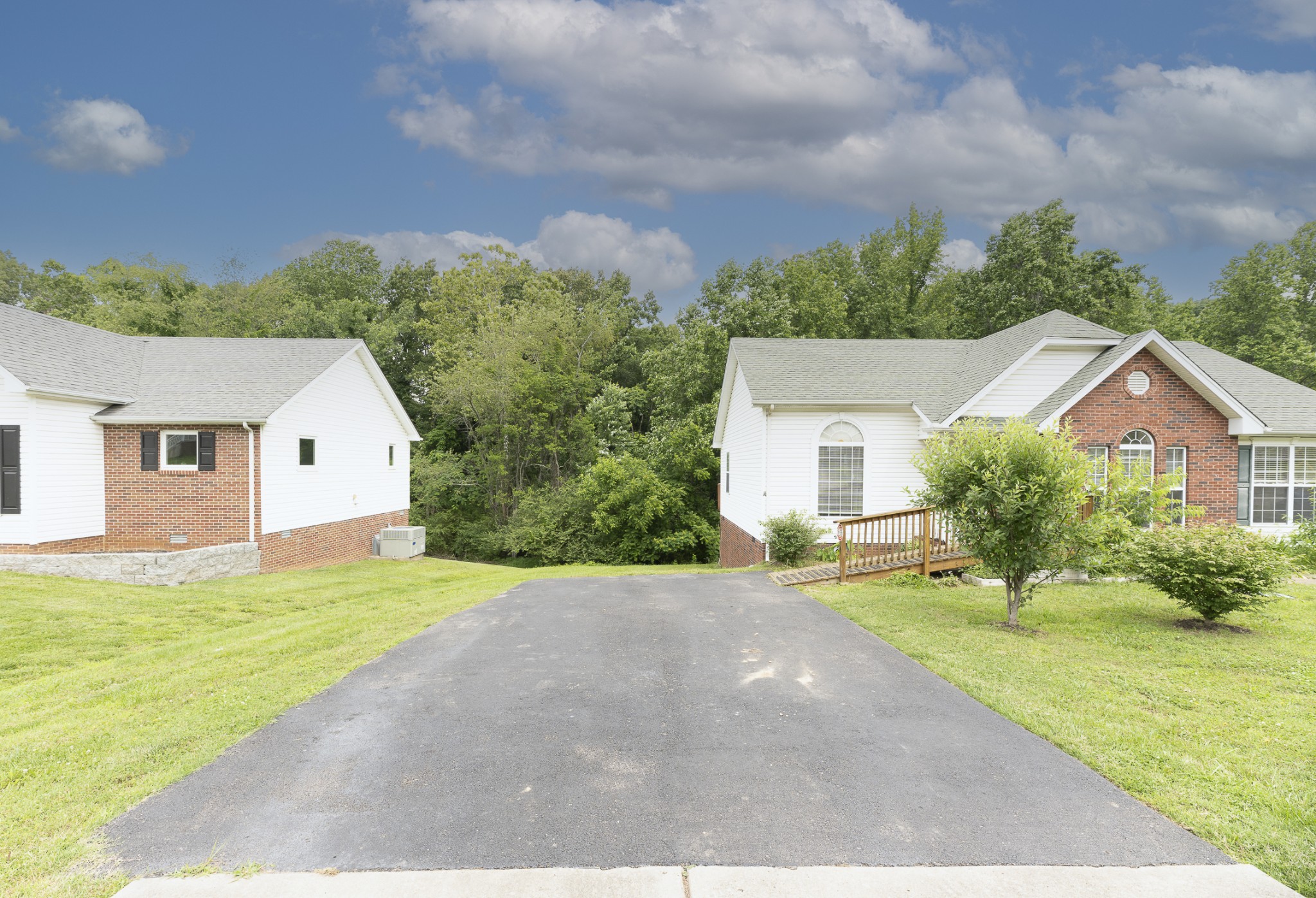 Greenbrier, Tennessee 37073, United States, 3 Bedrooms Bedrooms, ,2 BathroomsBathrooms,Residential,Active,146026