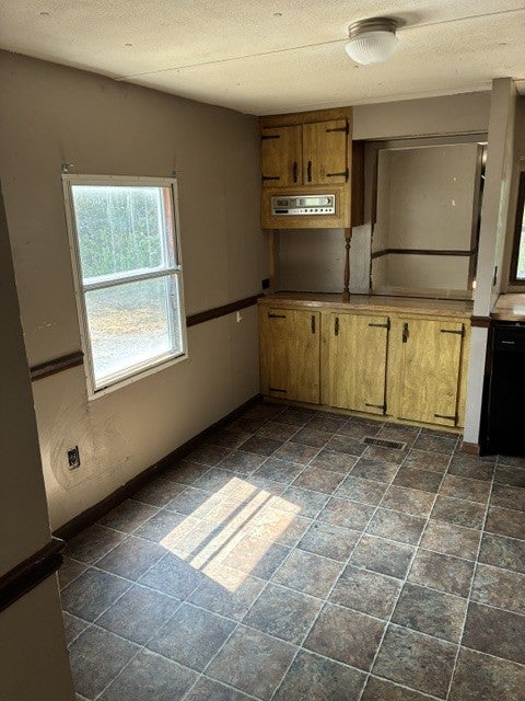 6152 Cedar Grove Rd