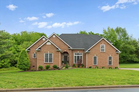 2988 Oak Glen Ln Clarksville TN 37043