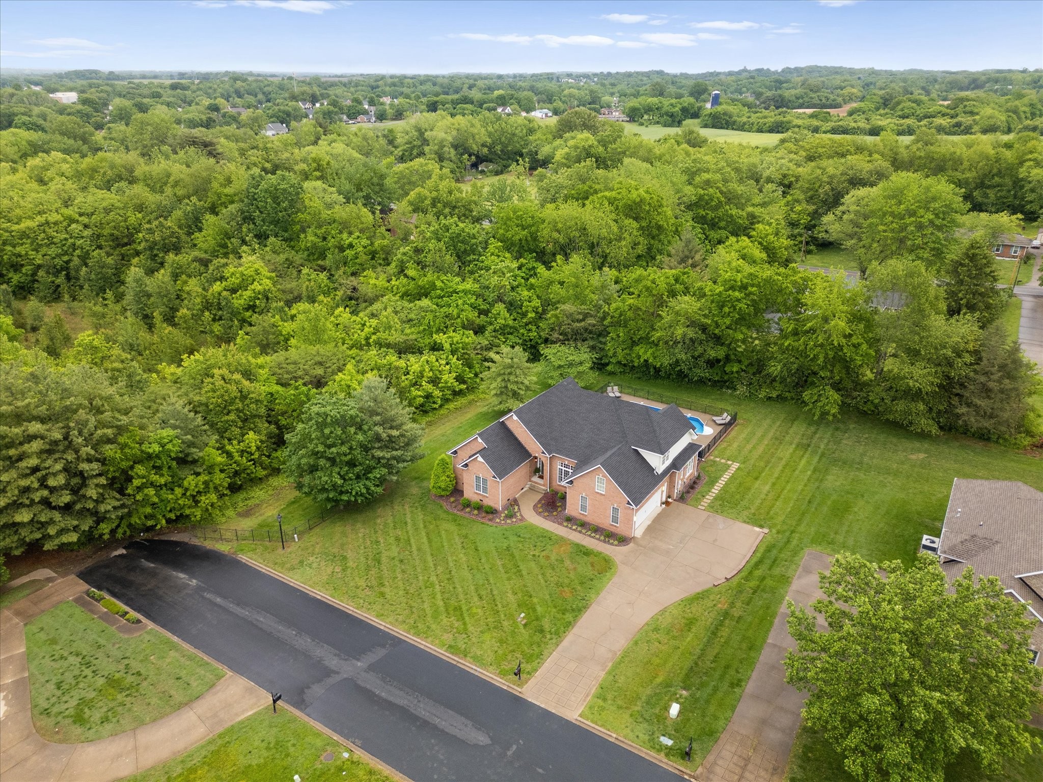 2988 Oak Glen Ln