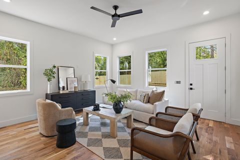 Photo of 2237 Cruzen St, Nashville, TN 37211 (MLS # 3170038)