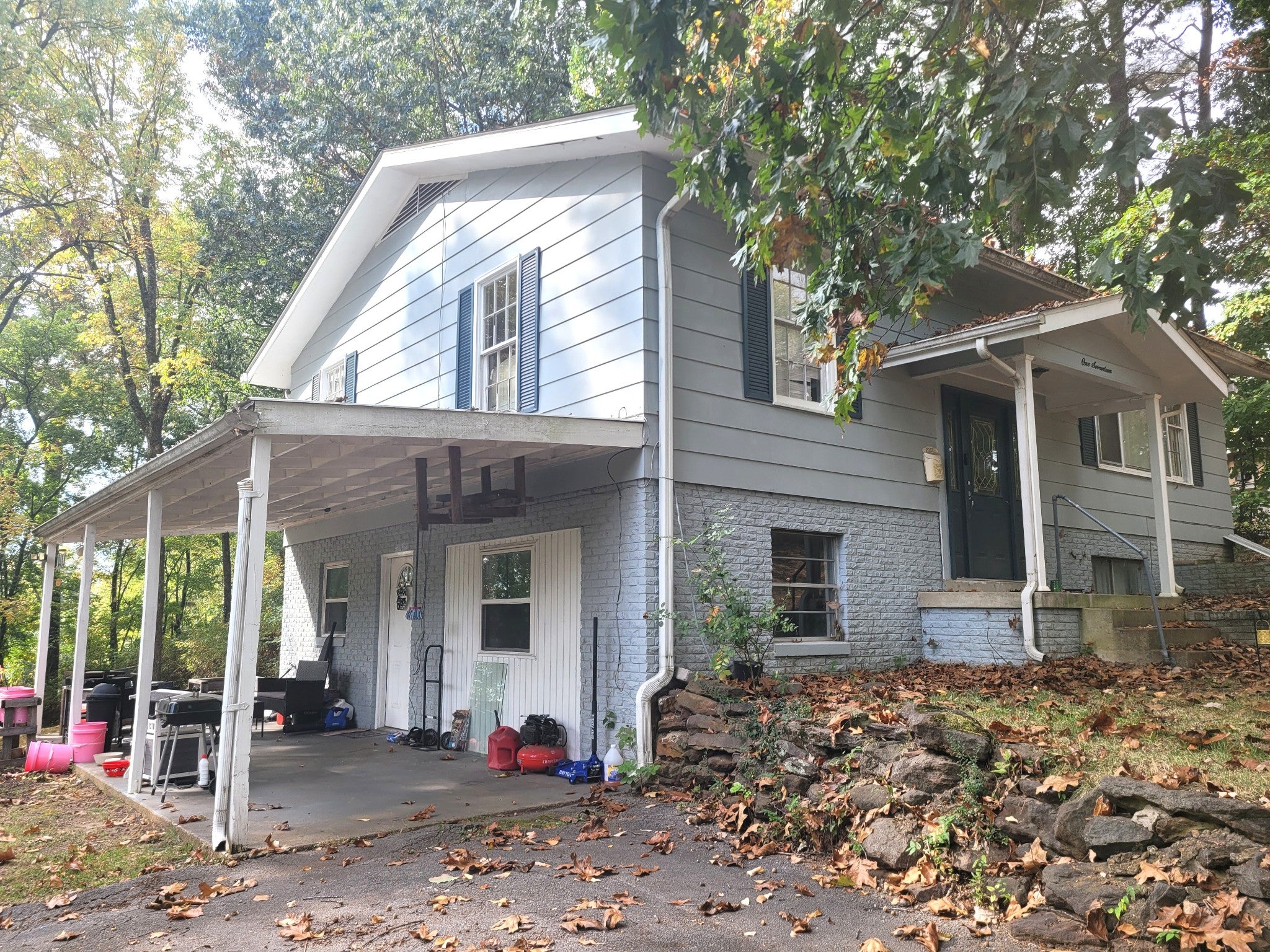 117 Flower Ln