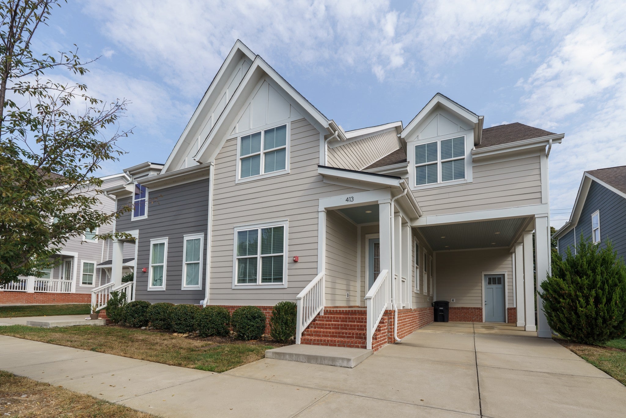 4-bed listing at 413 Herringbone Ct, Franklin