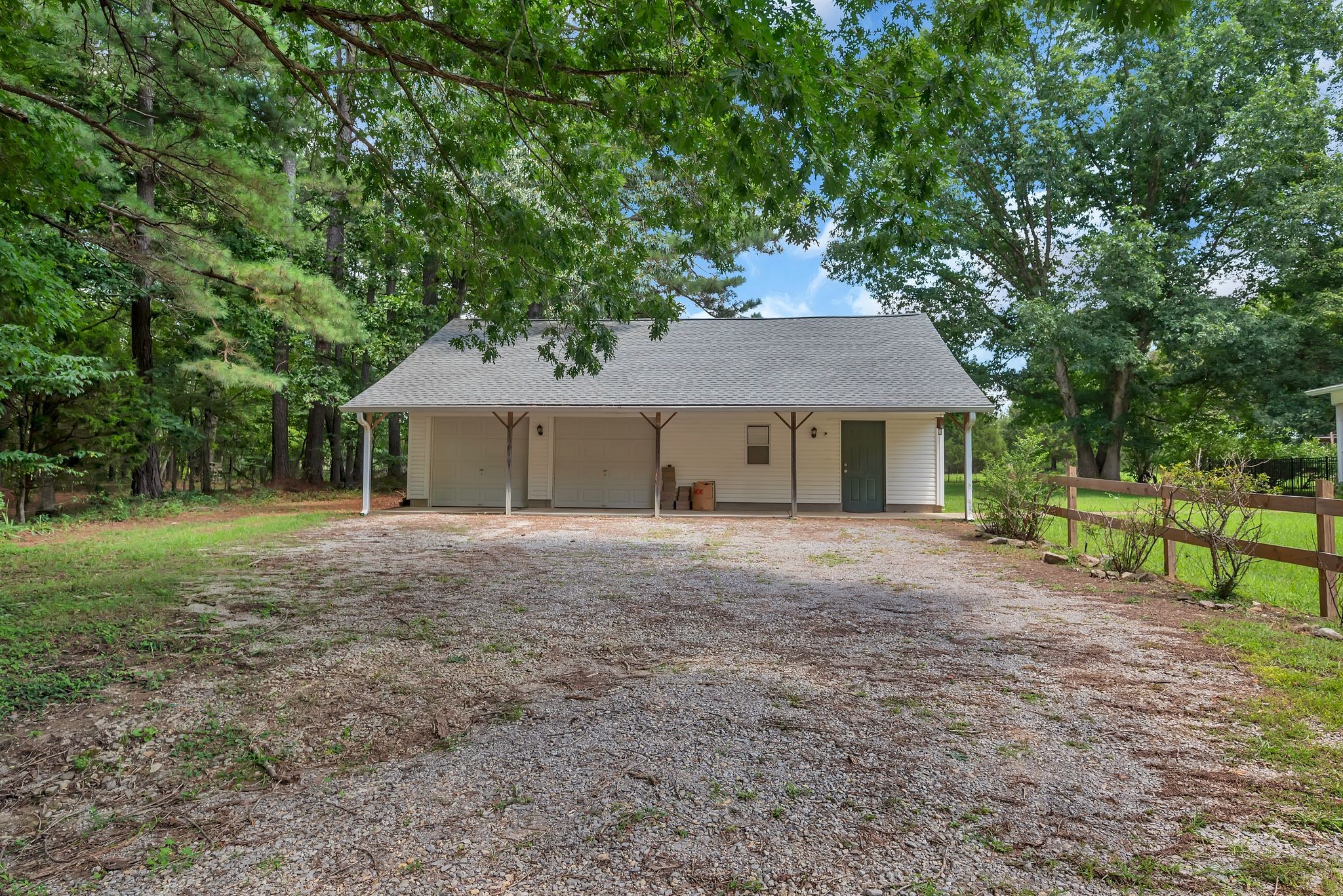 8340 Pinewood Rd