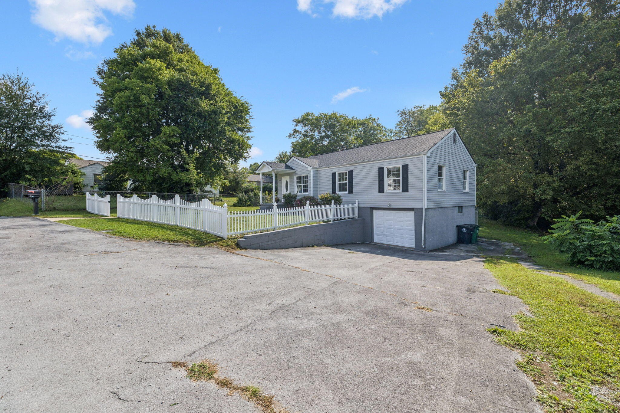4016 Wonder Drive