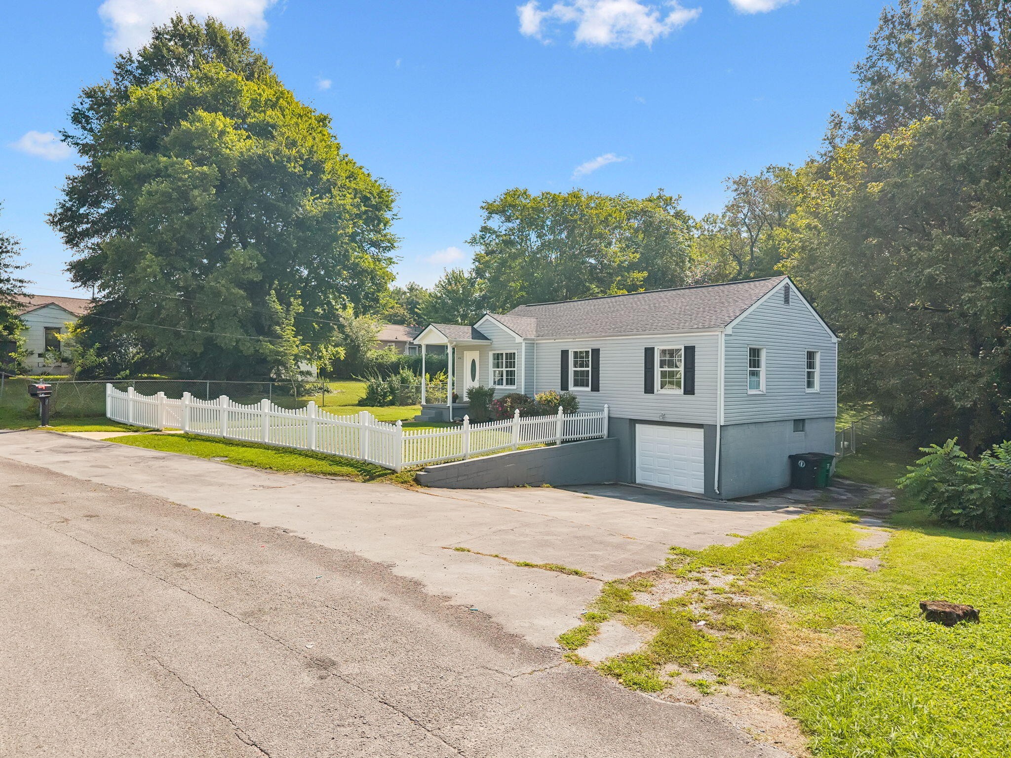 4016 Wonder Drive