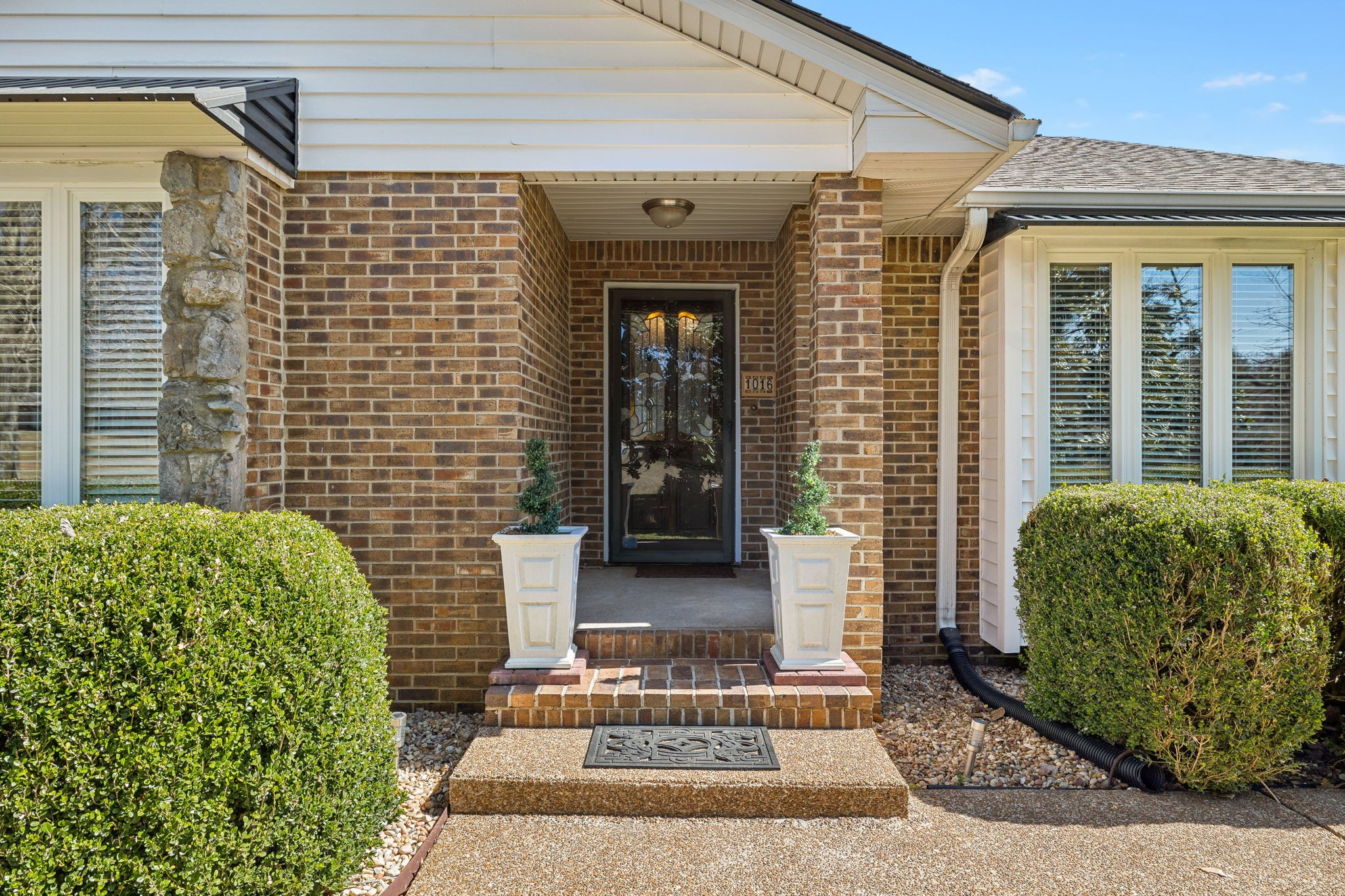 1016 Bunker Hill Dr
