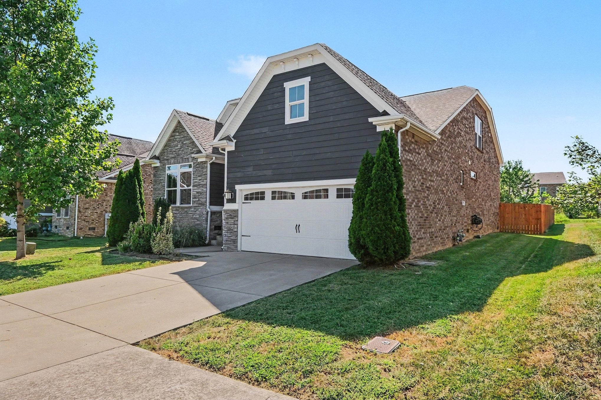 124 Hackney Ln