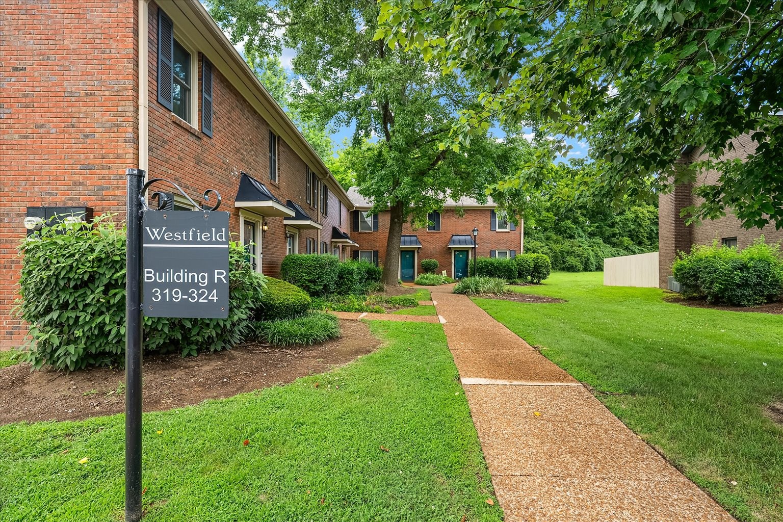 323 Westfield Dr