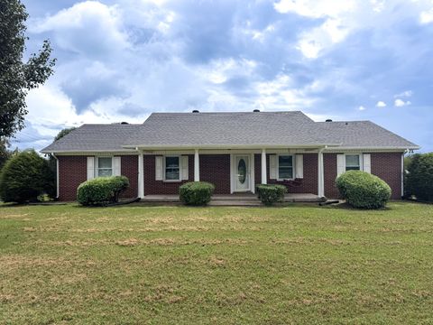 1295 Carey Rd Hartsville TN 37074
