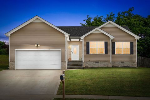 1382 Whitt Ln Clarksville TN 37042