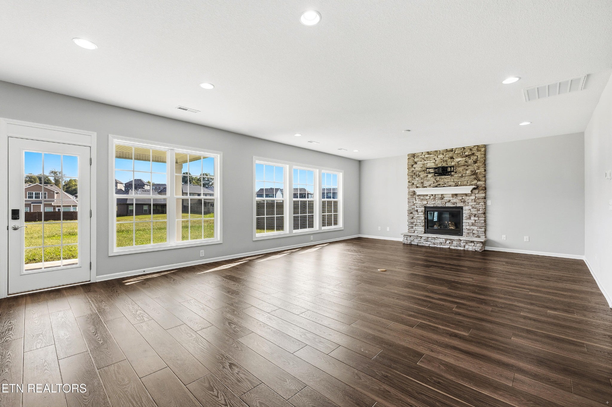 8834 Yellow Aster Rd