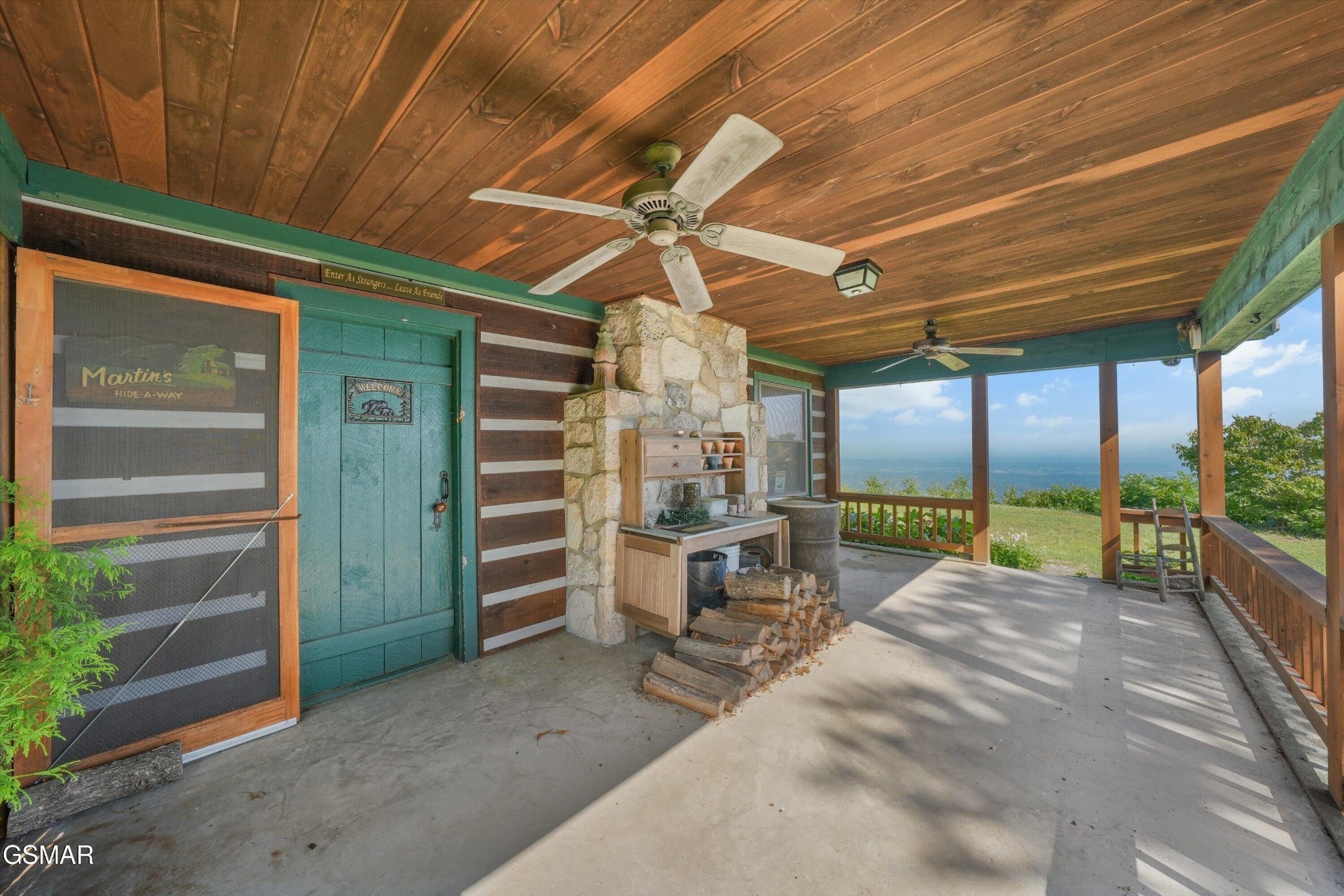 2825 Top Road