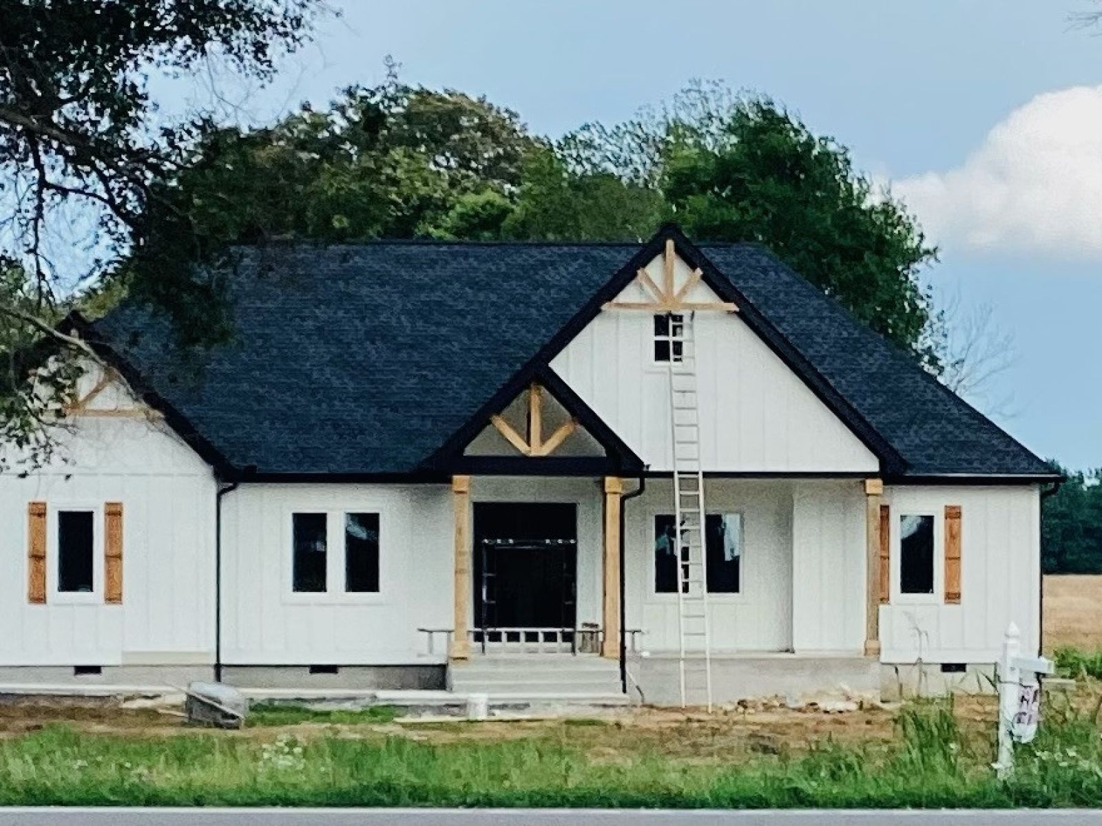 6748 Woodbury Hwy
