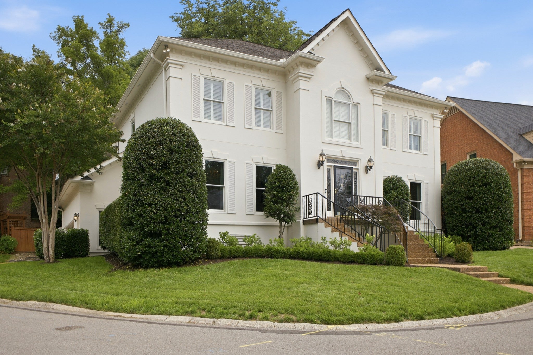 4-bed home sold in Nashville, TN 37215, 11 Thorndale Court 11 Thorndale Court, Nashville TN 37215 4-bed home, photo 4 of 30