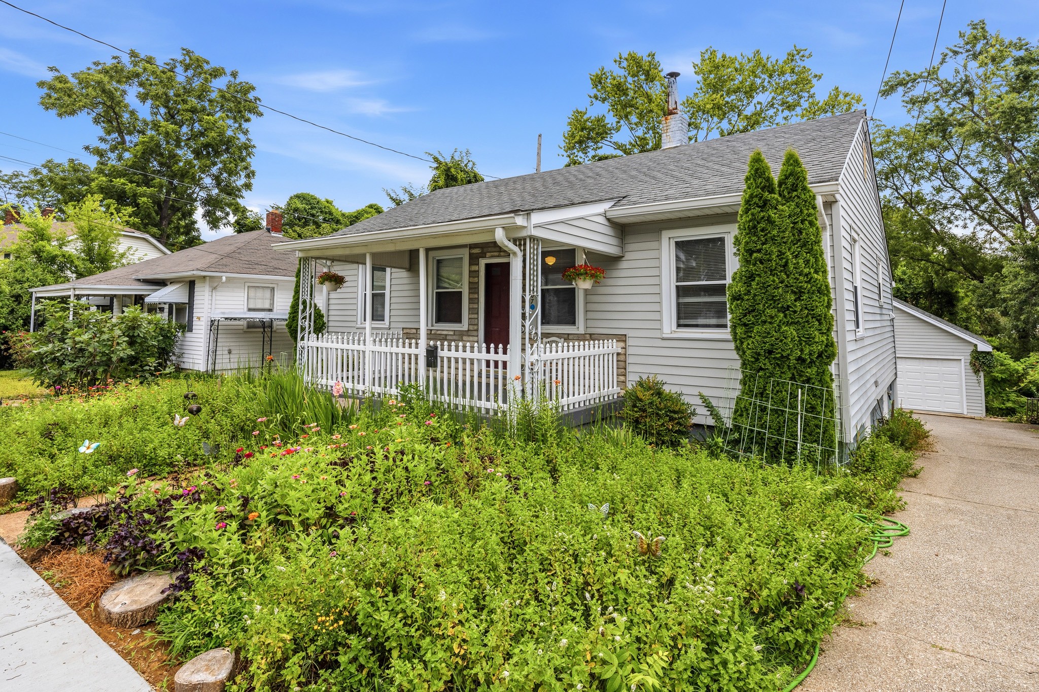 307 Hadley Ave - Photo 4