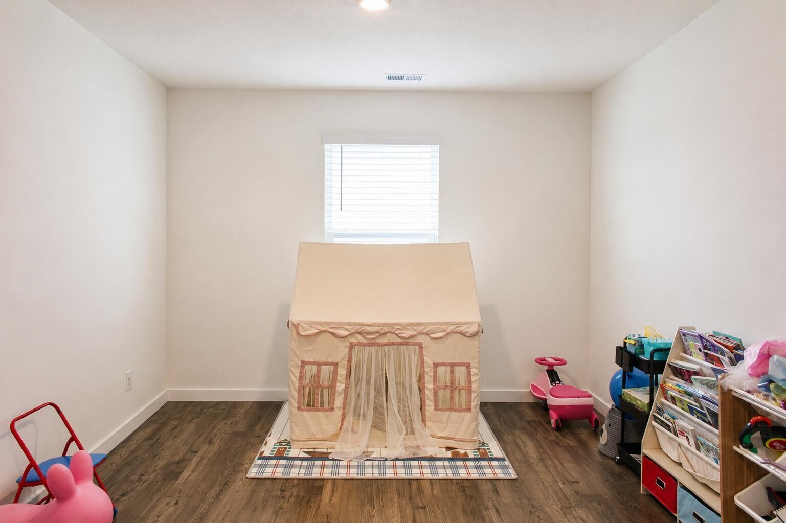 3958 Billie Lane NE