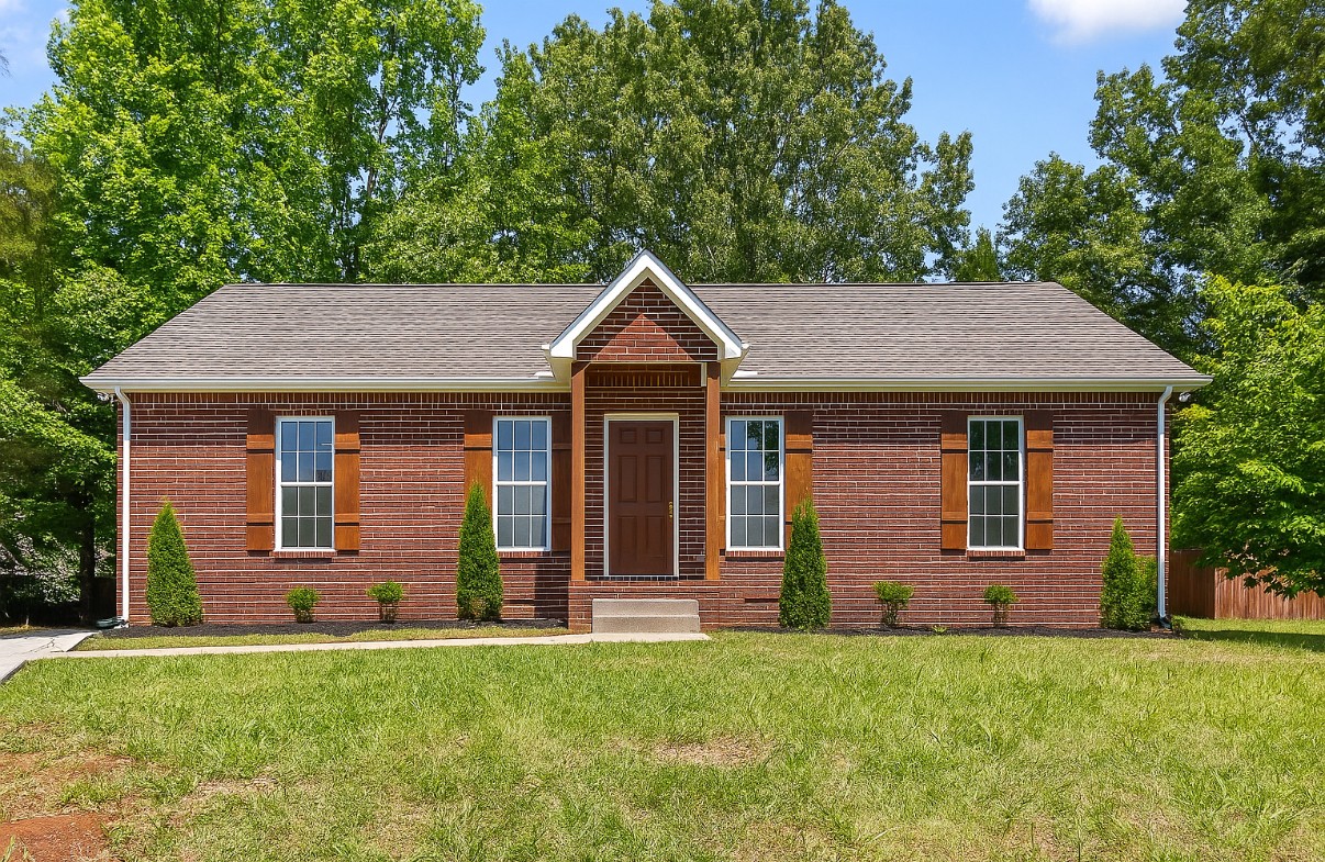 2549 Hillingdon Dr