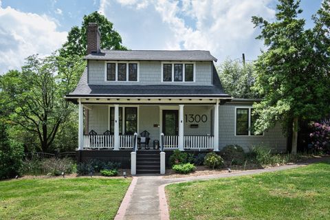 Photo of 1300 Riverside Rd, Old Hickory, TN 37138 (MLS # 3145787)