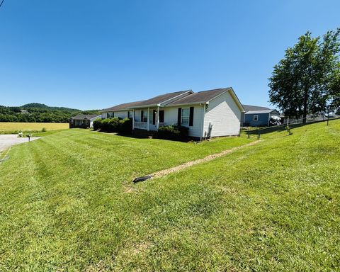 218 Cumberland Cove Dr Carthage TN 37030