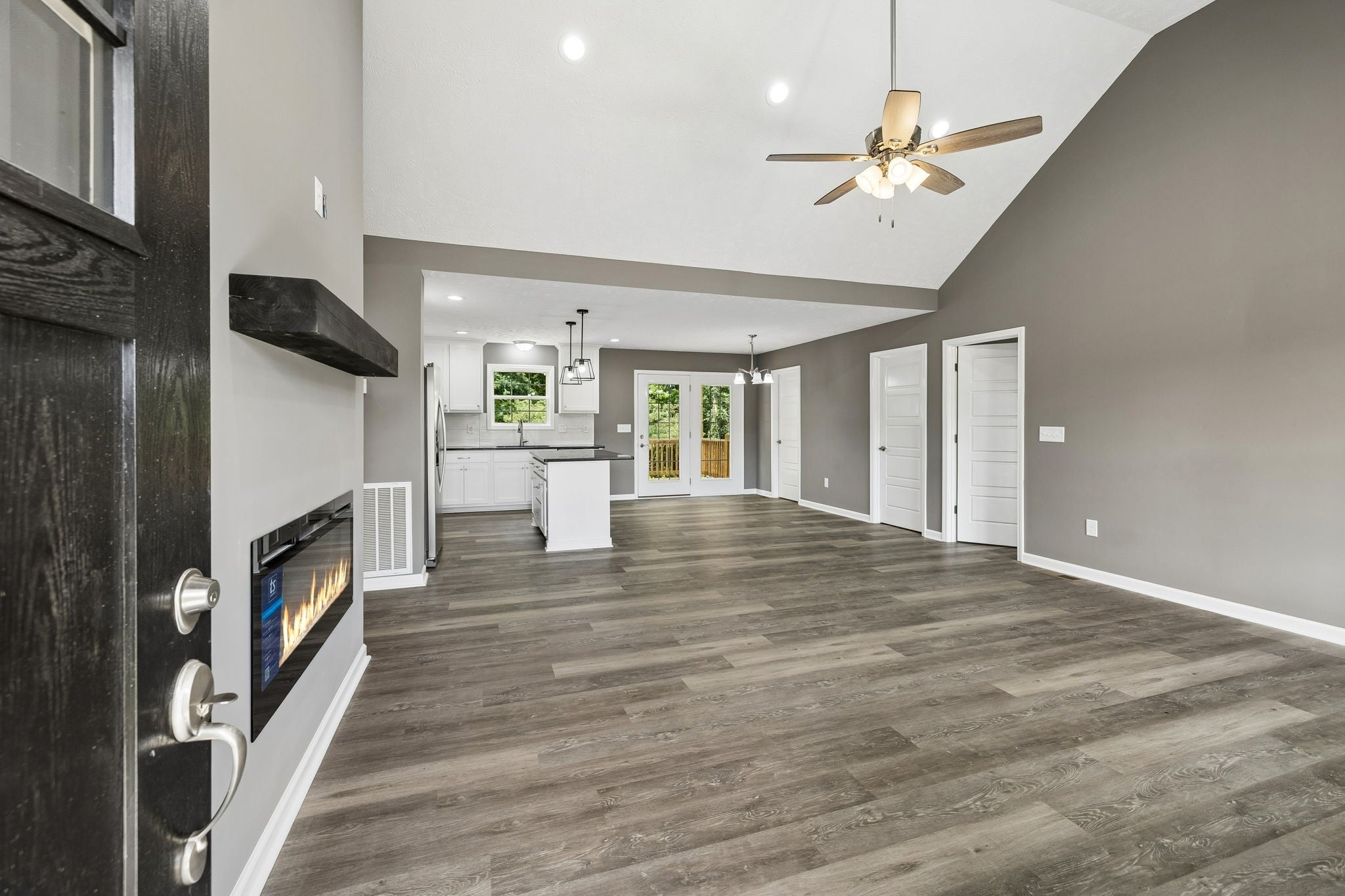 71 Iris Way
