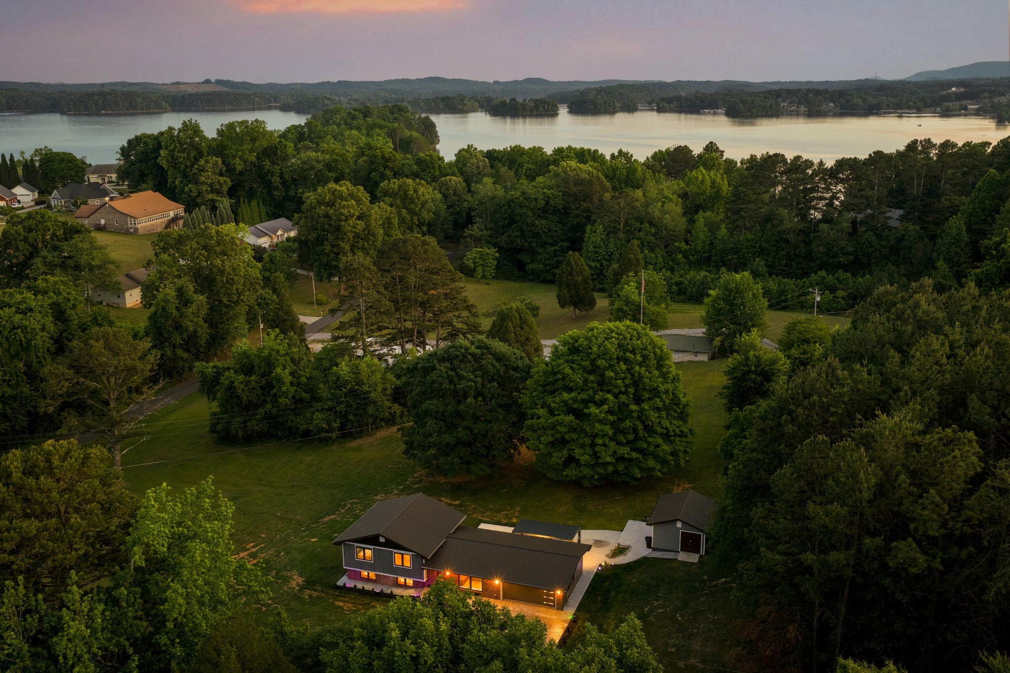 552 Dreamland Road