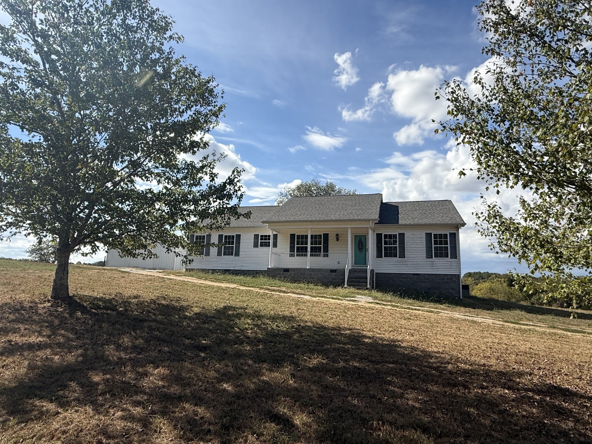 352 Pinewood Ln
