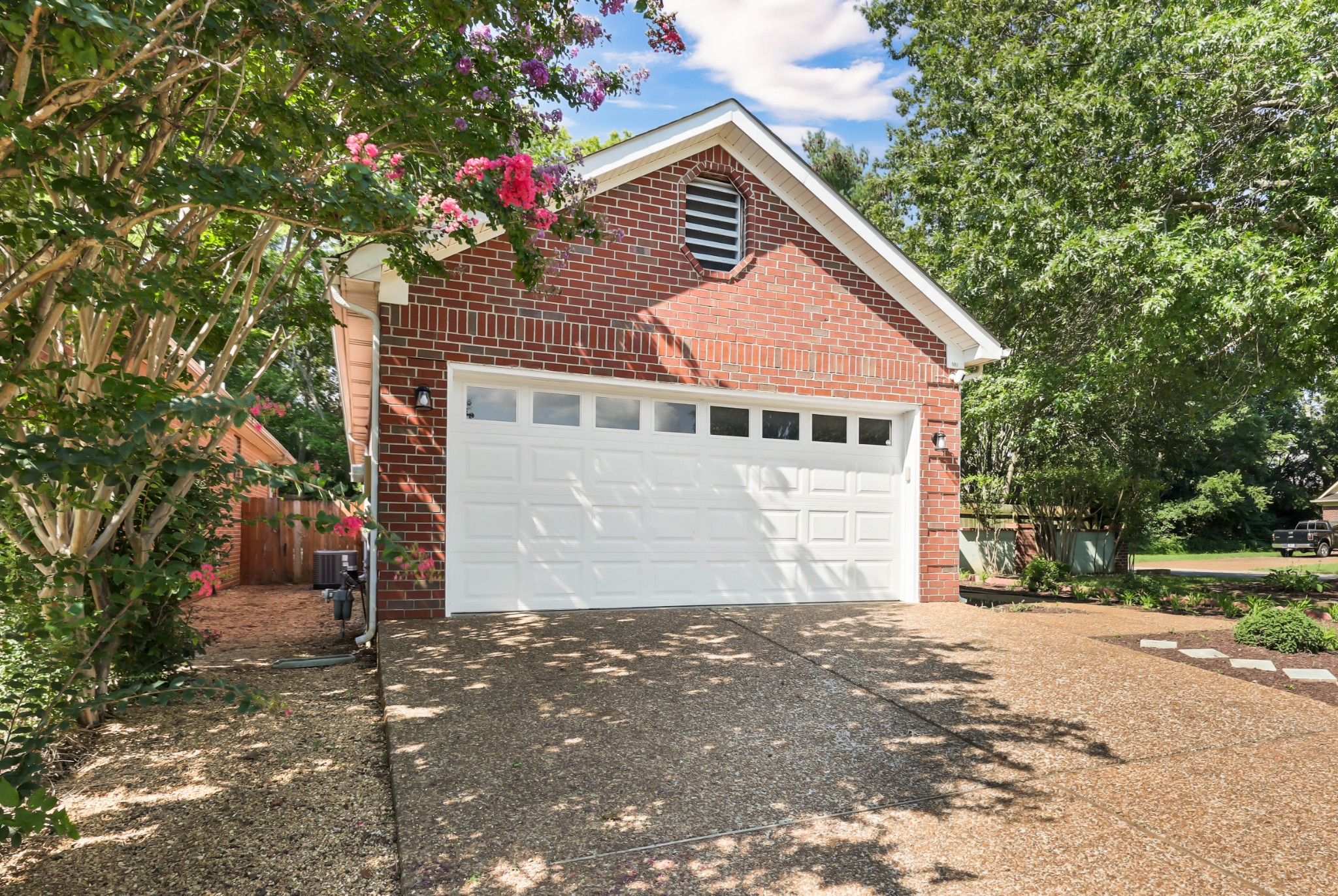 502 Freedom Ct