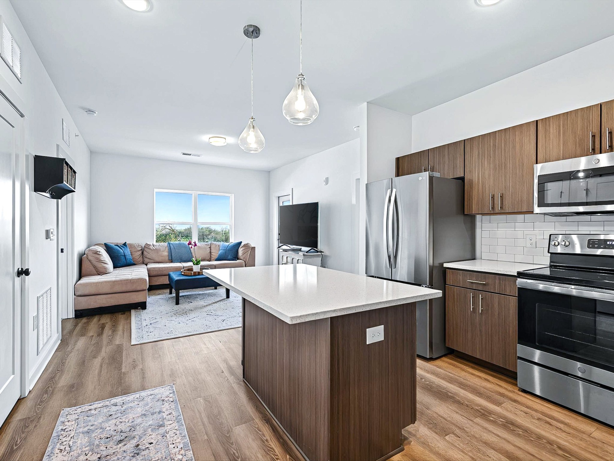 1540 Lebanon Pike 407