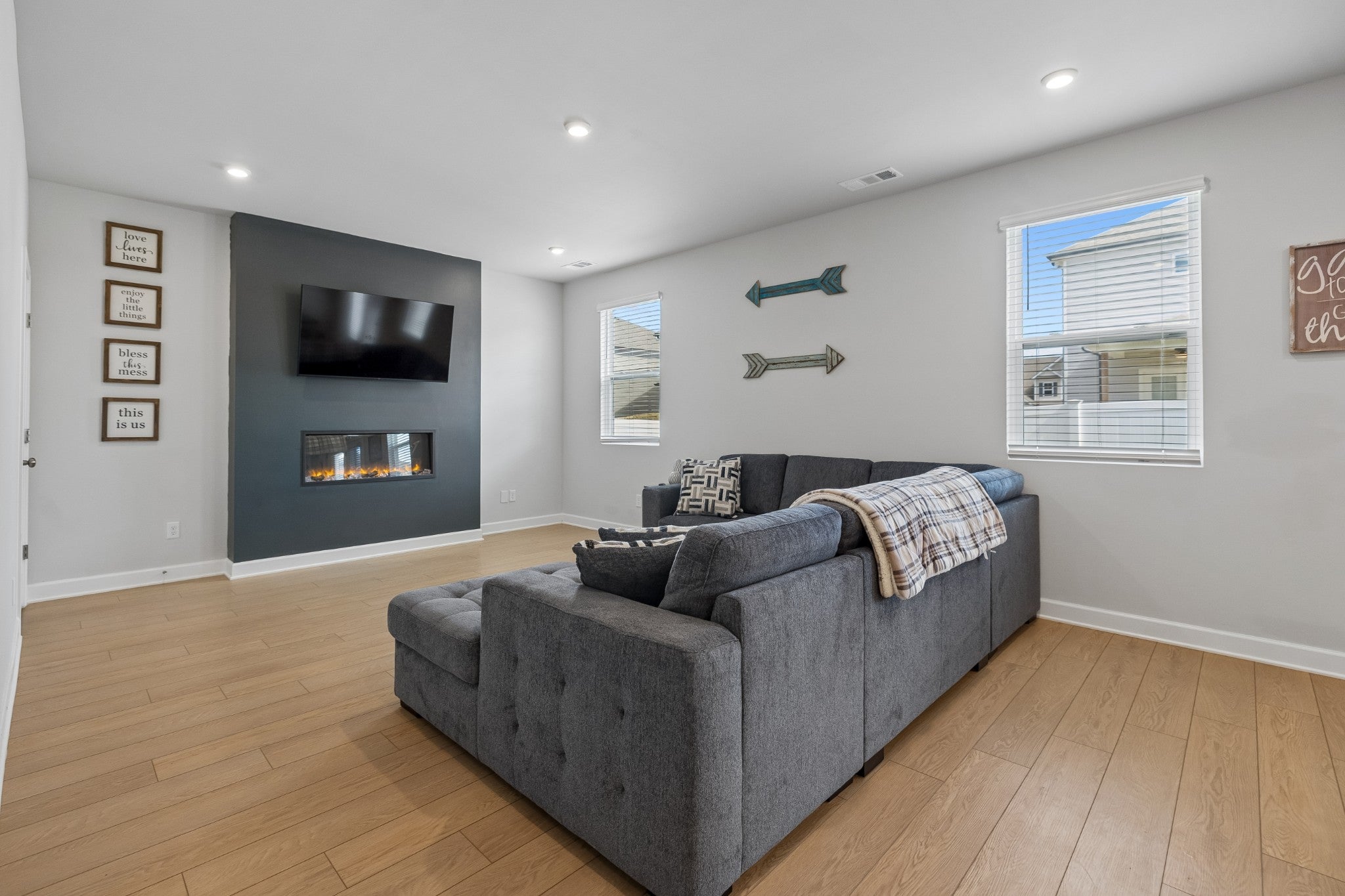 304 Dearborn Sta